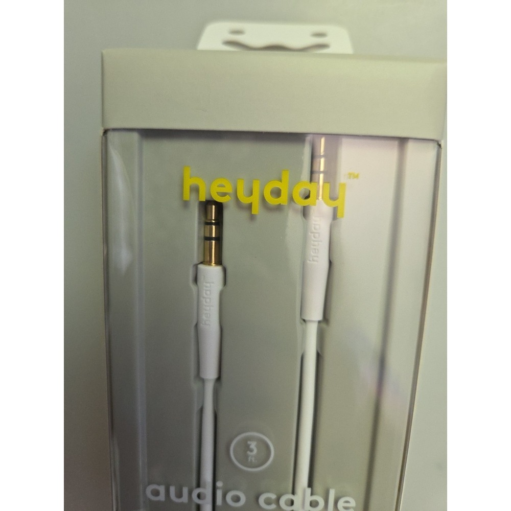 Heyday Audio 3.5mm to 3.5mm Auxiliary (Aux) Round Cable 3ft White - Picture 3 of 3